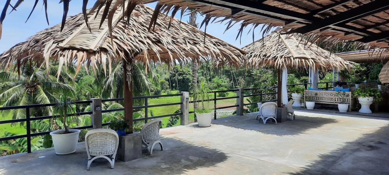 Guesthouse The 4 Fish Manado Bagian luar foto